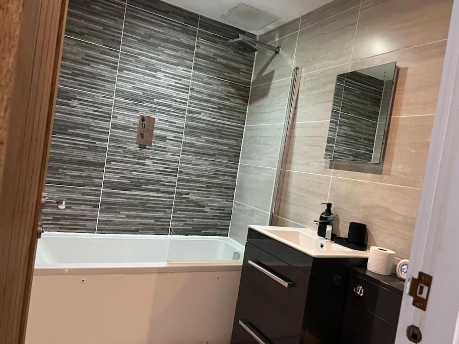 Mathew Street 1 Bed Apt Sleeps 6 Liverpool Exterior foto
